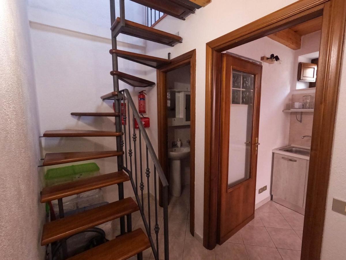 Bed and Breakfast San Domenico House - Centro Storico LʼAquila Zewnętrze zdjęcie
